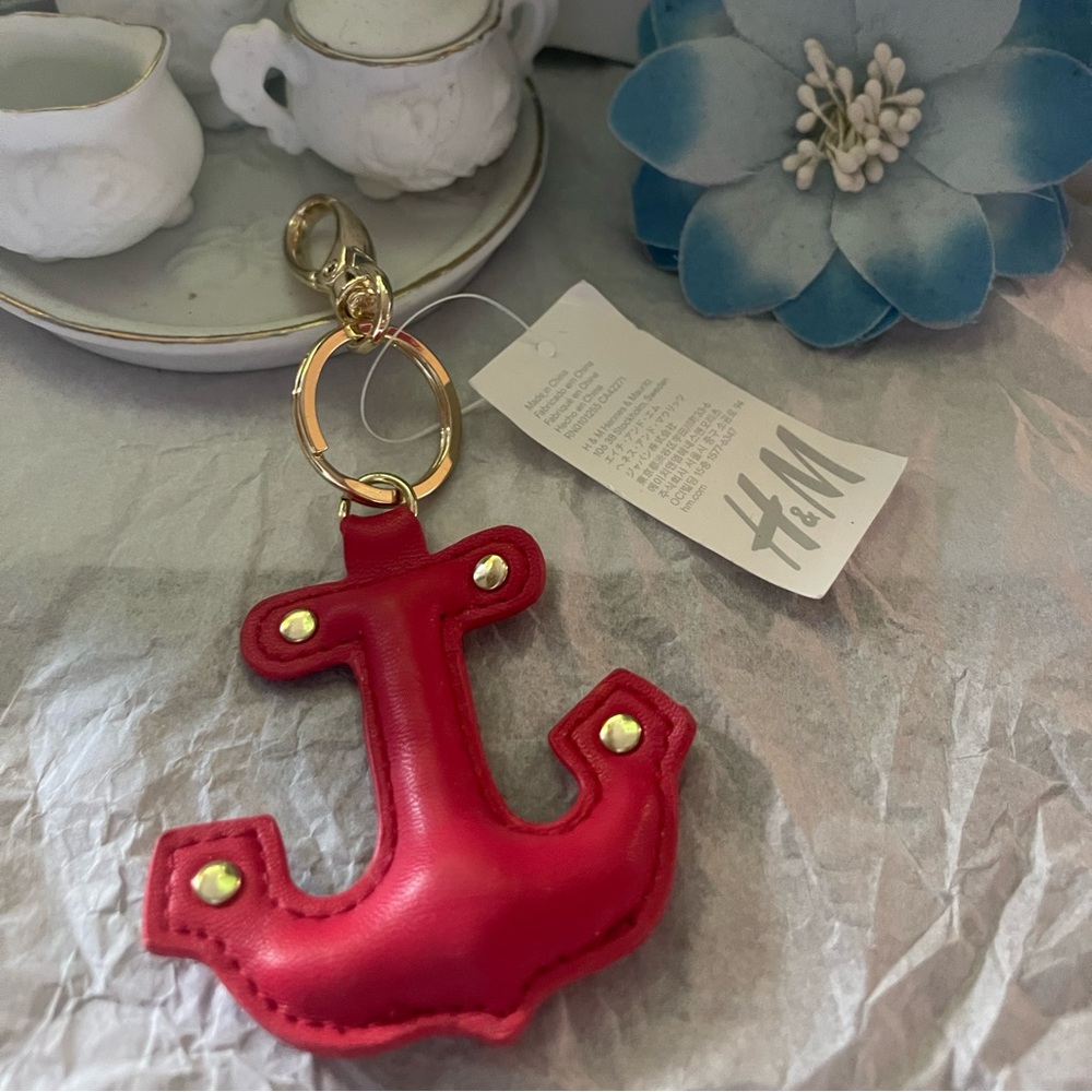 🔥🔥H&M Red Anchor key chain or bag accessory.